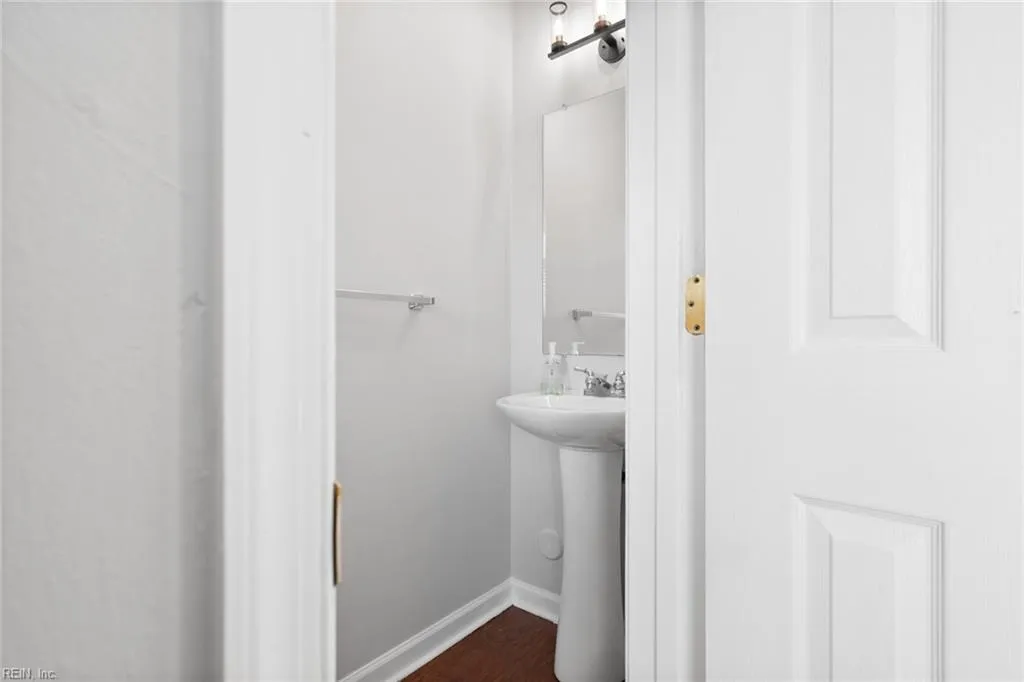 Suffolk, Virginia 23434, United States, 3 Bedrooms Bedrooms, ,3 BathroomsBathrooms,Residential,Active,176473