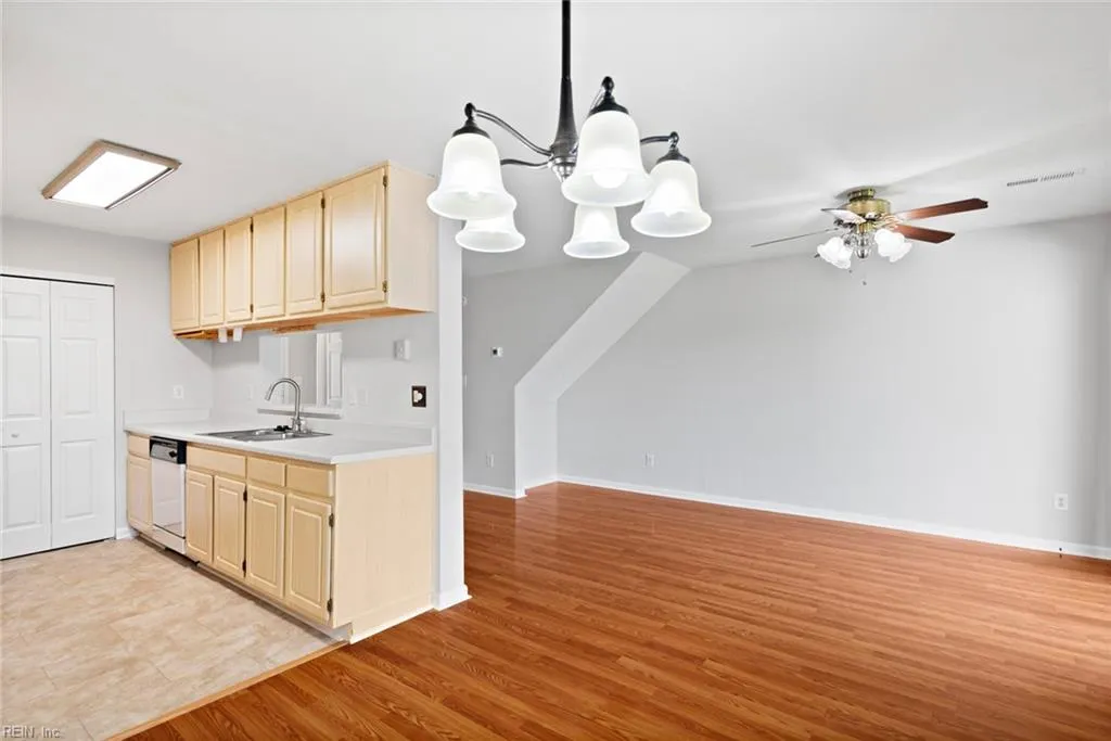 Suffolk, Virginia 23434, United States, 3 Bedrooms Bedrooms, ,3 BathroomsBathrooms,Residential,Active,176473