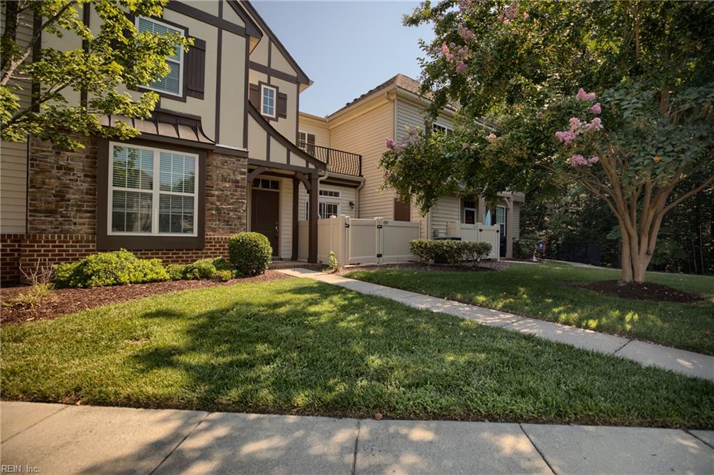 Photo of 109 Herons Cove, Carrollton, VA 23314 (MLS # 10652600)