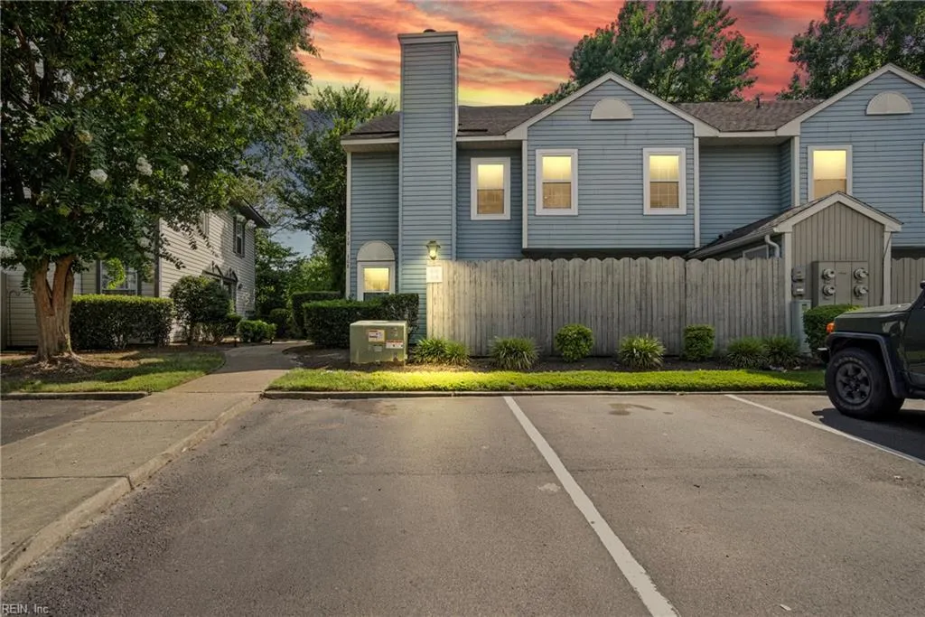 Virginia Beach, Virginia 23462, United States, 2 Bedrooms Bedrooms, ,3 BathroomsBathrooms,Residential,Active,169822