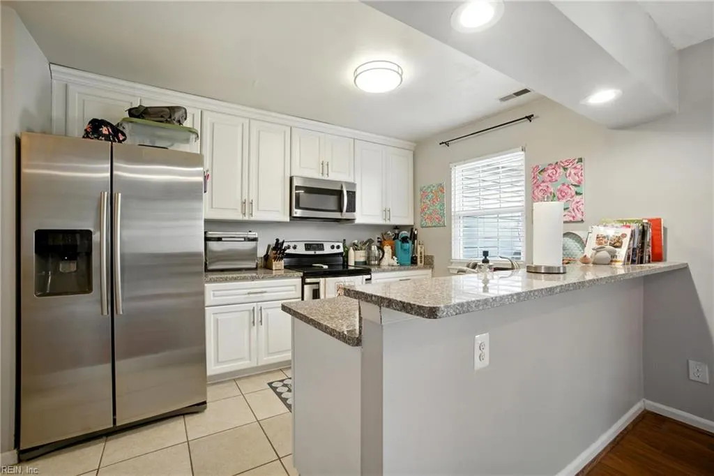 Virginia Beach, Virginia 23462, United States, 2 Bedrooms Bedrooms, ,3 BathroomsBathrooms,Residential,Active,169822