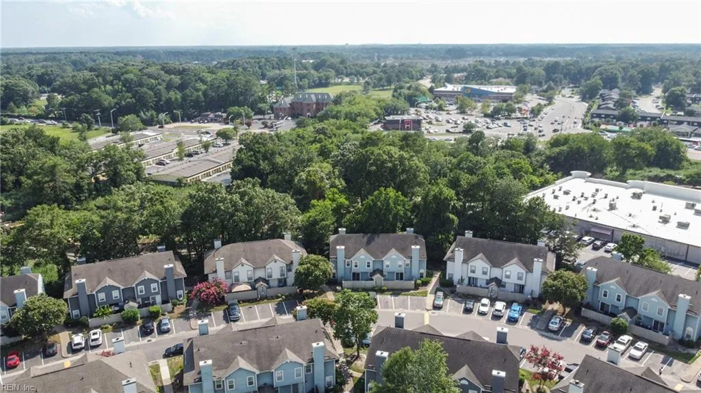 Virginia Beach, Virginia 23462, United States, 2 Bedrooms Bedrooms, ,3 BathroomsBathrooms,Residential,Active,169822