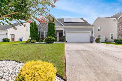 Photo of 510 Loggerhead Drive, Newport News, VA 23601 (MLS # 10645530)