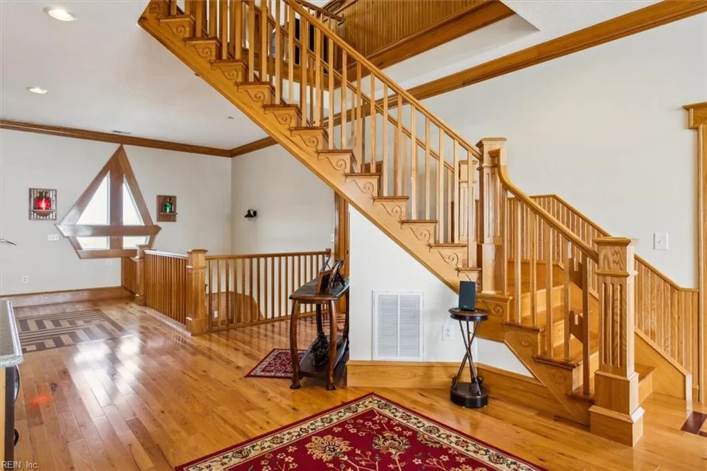 Hayes, Virginia 23072, United States, 5 Bedrooms Bedrooms, ,5 BathroomsBathrooms,Residential,Active,62347