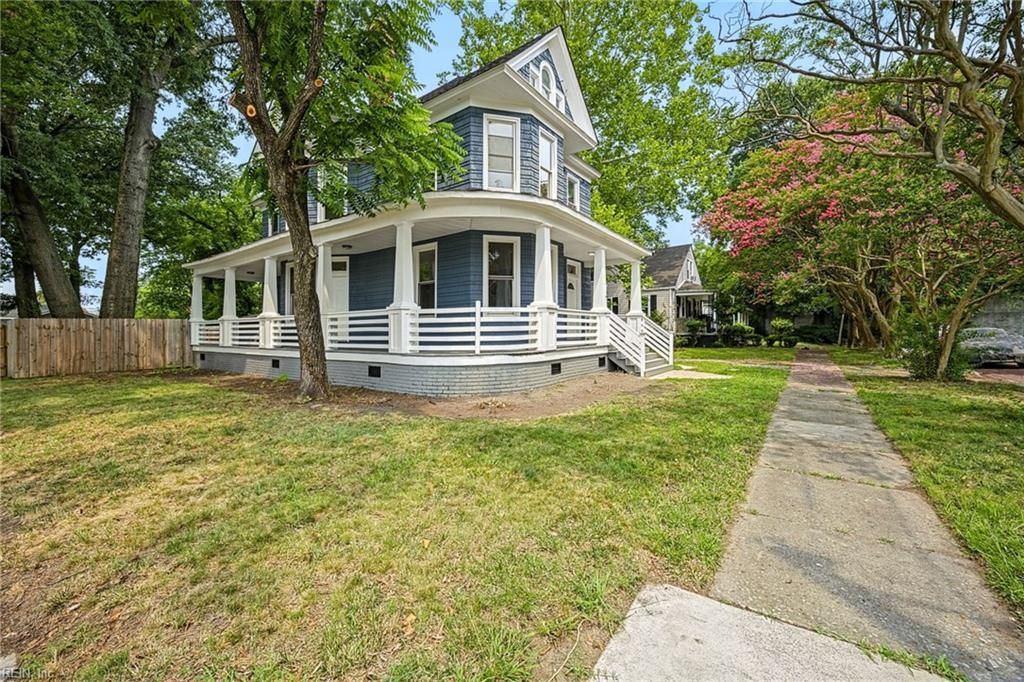 Photo of 801 Forbes Street, Norfolk, VA 23504 (MLS # 10644859)