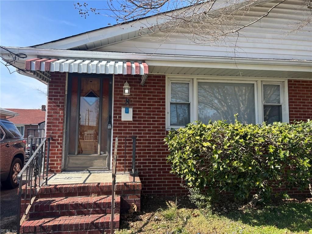 Photo of 8 Rip Rap Road, Hampton, VA 23669 (MLS # 10636712)