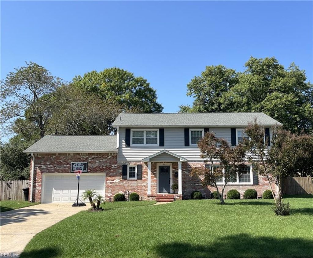 Photo of 1025 Walt Whitman Way, Virginia Beach, VA 23455 (MLS # 10607335)