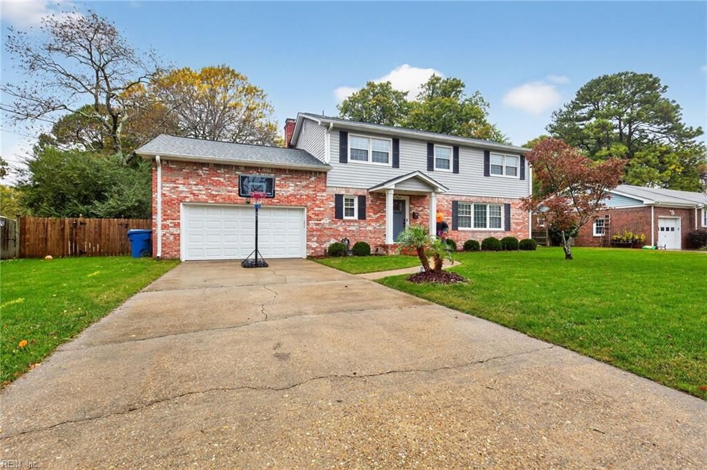 Photo of 1025 Walt Whitman Way, Virginia Beach, VA 23455 (MLS # 10607335)