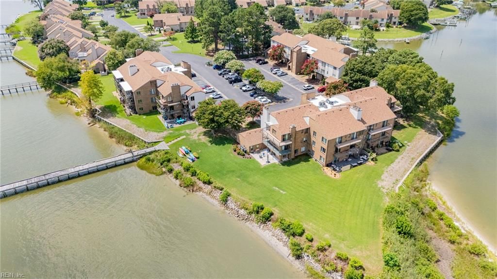 Photo of 4239 Hatton Point Lane #35, Portsmouth, VA 23703 (MLS # 10615990)