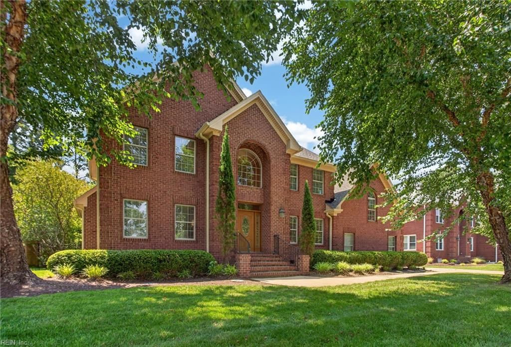 Photo of 129 Greengable Way, Chesapeake, VA 23322 (MLS # 10642562)