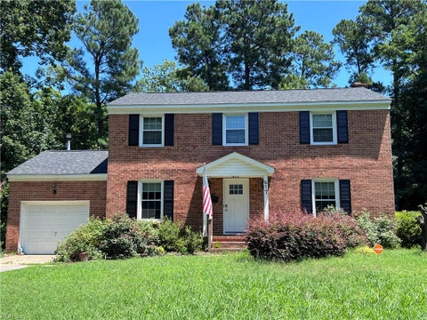 Photo of 617 Valley Forge Drive, Newport News, VA 23602 (MLS # 10645252)