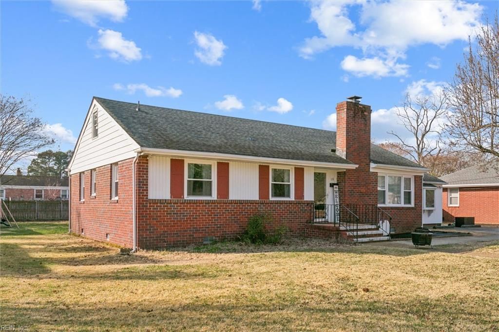 Photo of 18 S Greenfield Avenue, Hampton, VA 23666 (MLS # 10615642)