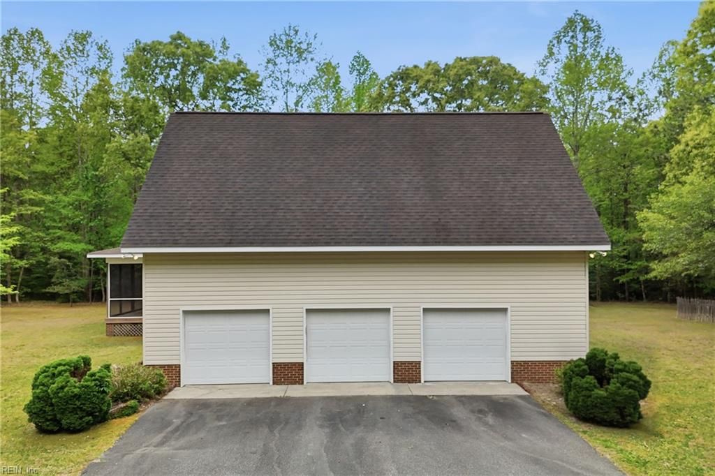 Photo of 13265 Coulbourn Road, Saluda, VA 23149 (MLS # 10629885)