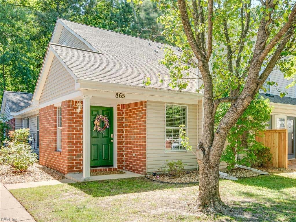 Photo of 865 Miller Creek Lane, Newport News, VA 23602 (MLS # 10637787)