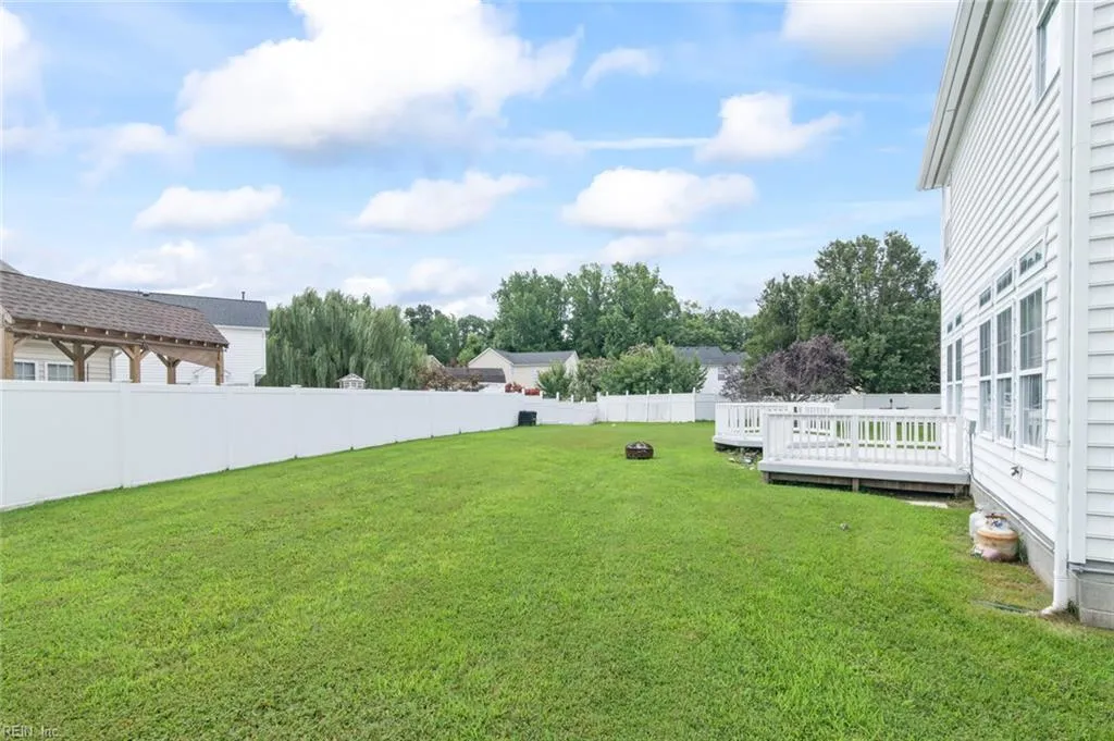 Suffolk, Virginia 23435, United States, 4 Bedrooms Bedrooms, ,3 BathroomsBathrooms,Residential,Active,174355