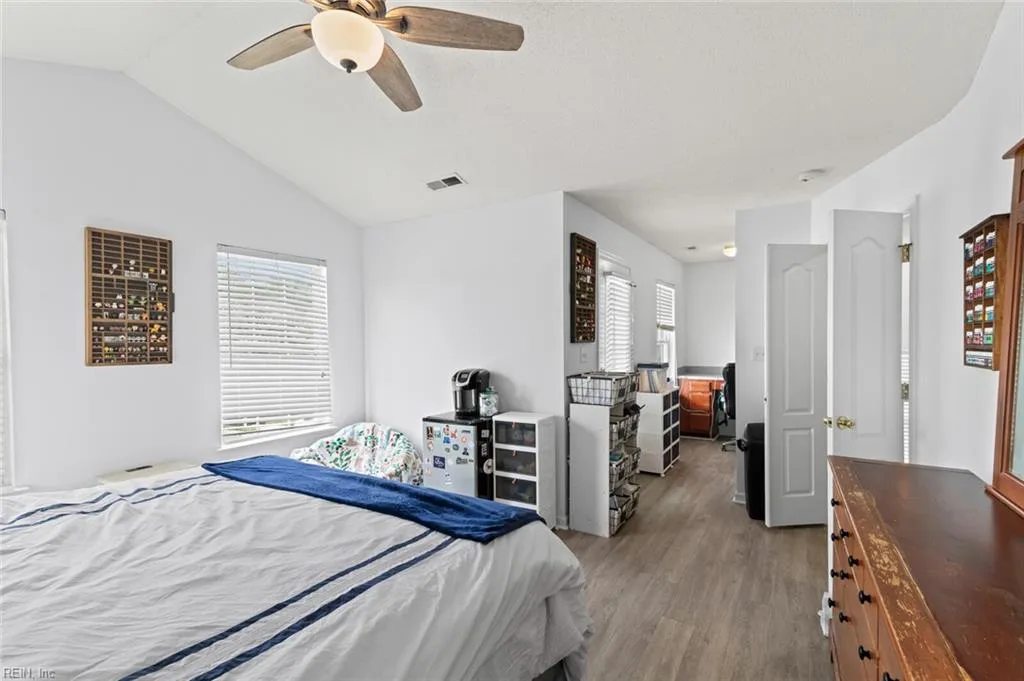 Suffolk, Virginia 23435, United States, 4 Bedrooms Bedrooms, ,3 BathroomsBathrooms,Residential,Active,174355