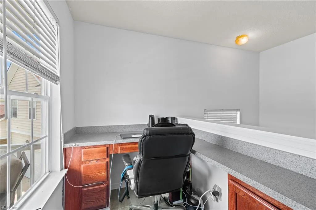 Suffolk, Virginia 23435, United States, 4 Bedrooms Bedrooms, ,3 BathroomsBathrooms,Residential,Active,174355