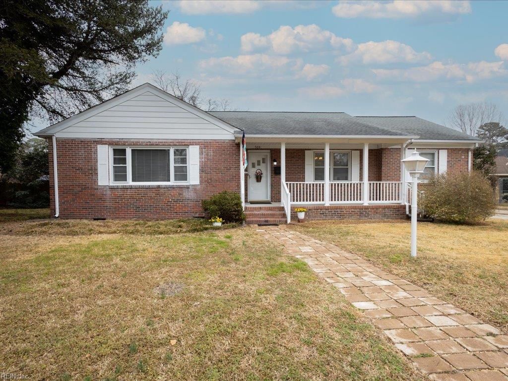 Photo of 508 Rockbridge Road, Portsmouth, VA 23707 (MLS # 10623784)