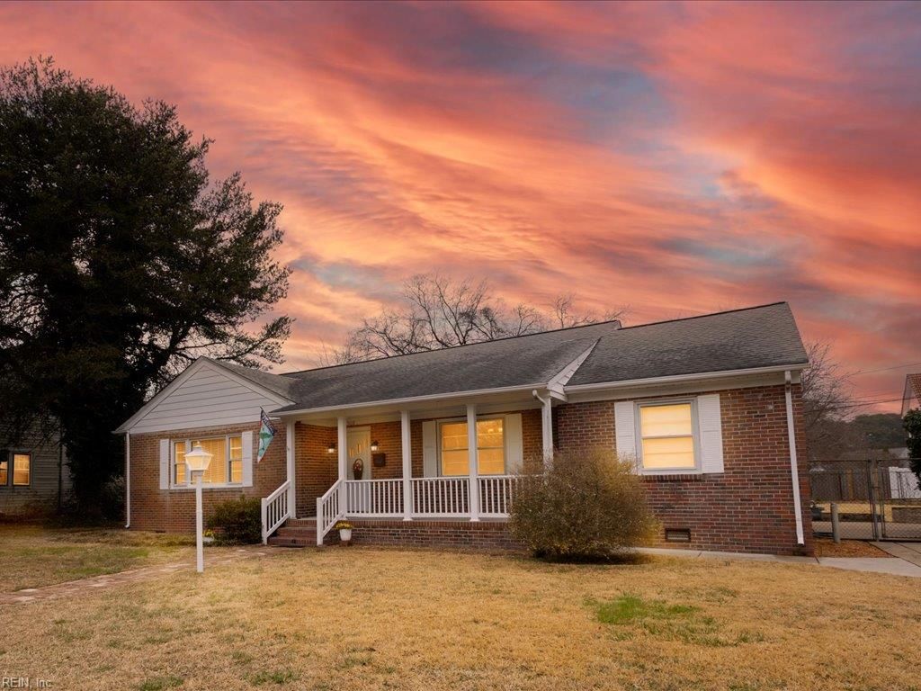 Photo of 508 Rockbridge Road, Portsmouth, VA 23707 (MLS # 10623784)