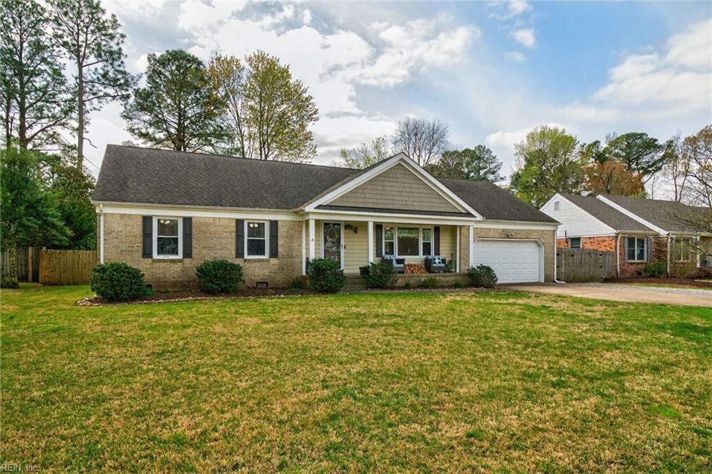 Photo of 225 Vanette Drive, Chesapeake, VA 23322 (MLS # 10626549)