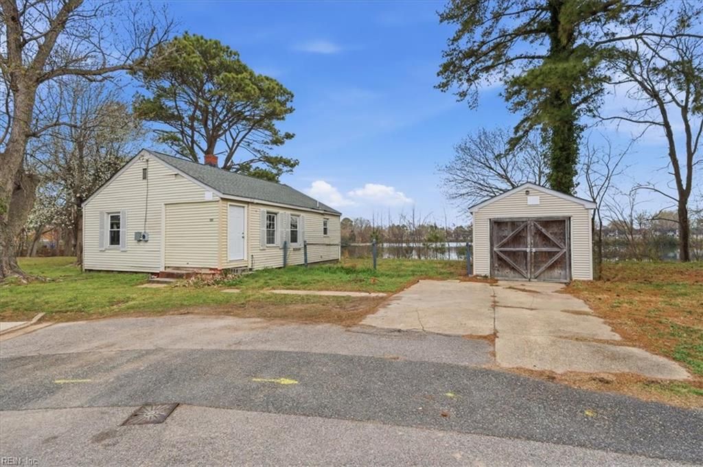 Photo of 1211 Reel Street, Norfolk, VA 23502 (MLS # 10624854)