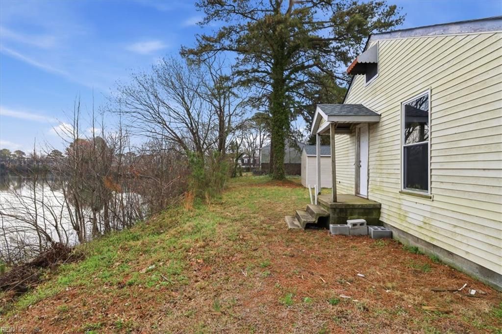 Photo of 1211 Reel Street, Norfolk, VA 23502 (MLS # 10624854)