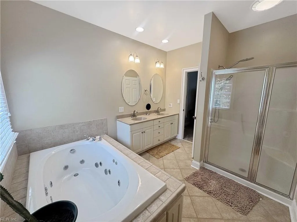 Hallieford, Virginia 23068, United States, 4 Bedrooms Bedrooms, ,3 BathroomsBathrooms,Residential,Active,152141