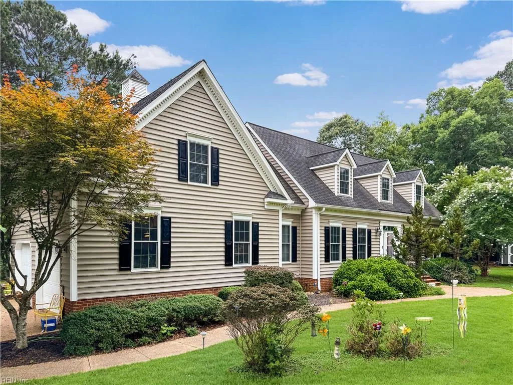 Hallieford, Virginia 23068, United States, 4 Bedrooms Bedrooms, ,3 BathroomsBathrooms,Residential,Active,152141