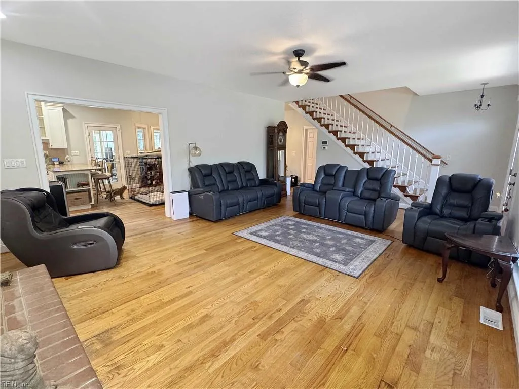 Hallieford, Virginia 23068, United States, 4 Bedrooms Bedrooms, ,3 BathroomsBathrooms,Residential,Active,152141