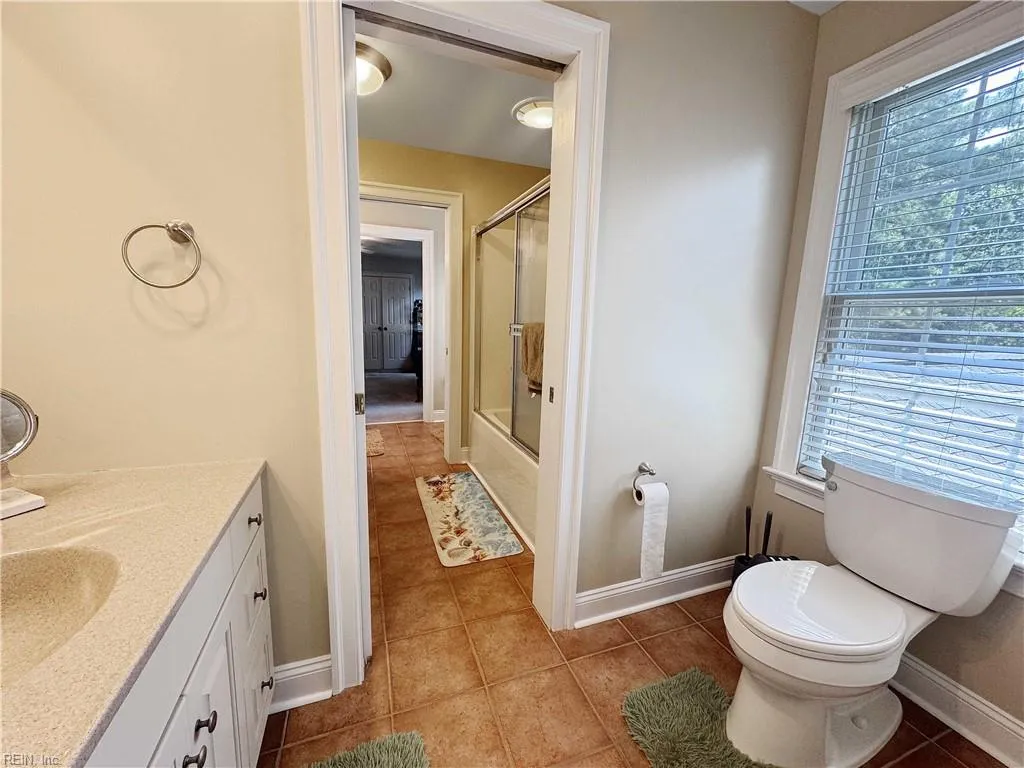 Hallieford, Virginia 23068, United States, 4 Bedrooms Bedrooms, ,3 BathroomsBathrooms,Residential,Active,152141