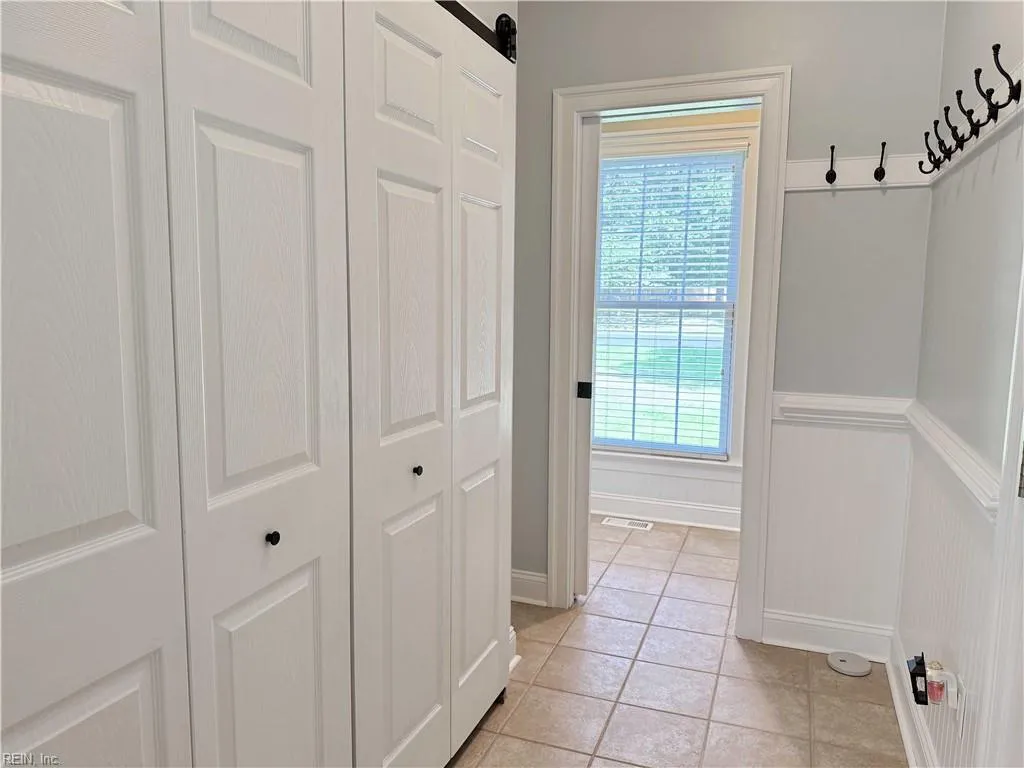 Hallieford, Virginia 23068, United States, 4 Bedrooms Bedrooms, ,3 BathroomsBathrooms,Residential,Active,152141