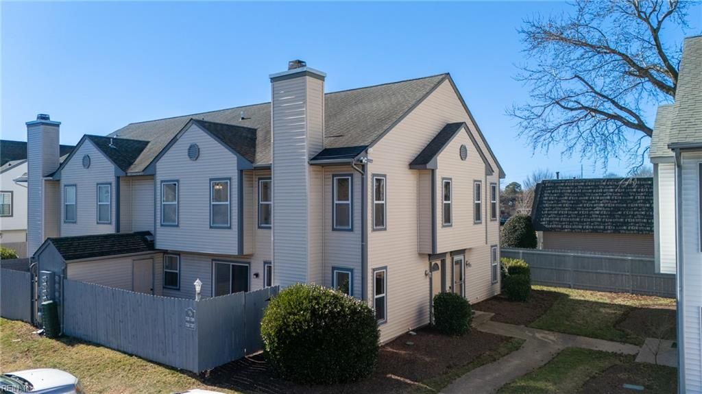Photo of 737 Gemstone Court, Virginia Beach, VA 23462 (MLS # 10620226)