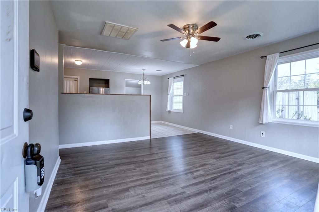 Photo of 210 Shawen Drive, Hampton, VA 23669 (MLS # 10605959)
