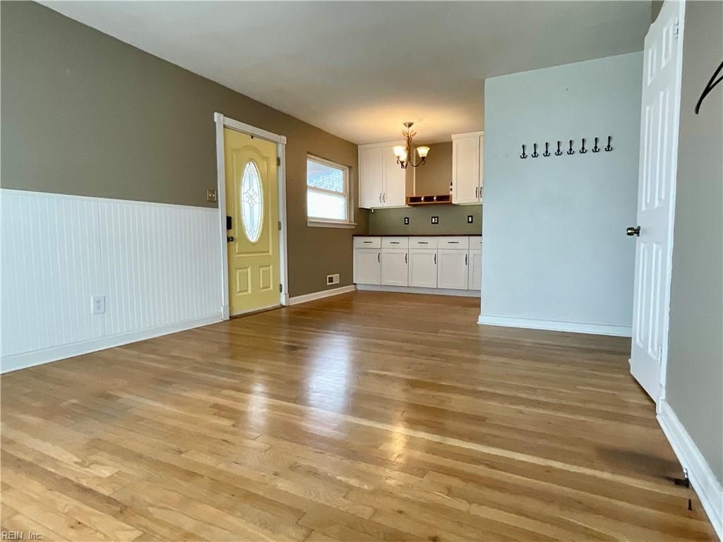 Photo of 5825 Leslie Avenue, Norfolk, VA 23518 (MLS # 10622660)