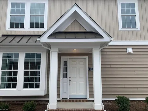 MLS: 10579043