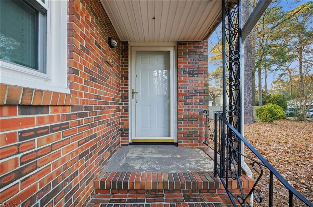 Photo of 1513 Ohio Avenue, Virginia Beach, VA 23454 (MLS # 10613199)