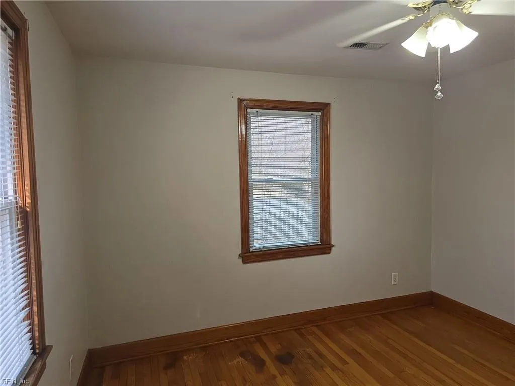 Chesapeake, Virginia 23325, United States, 2 Bedrooms Bedrooms, ,1 BathroomBathrooms,Residential,Pending,4807