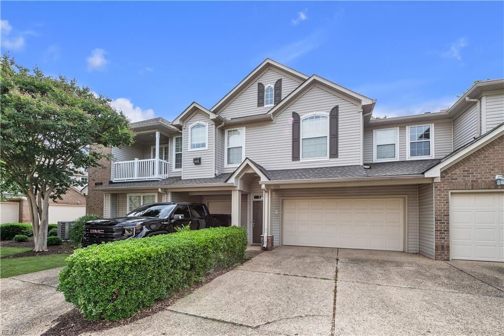 Photo of 1006 Grand Oak Lane, Virginia Beach, VA 23455 (MLS # 10637027)