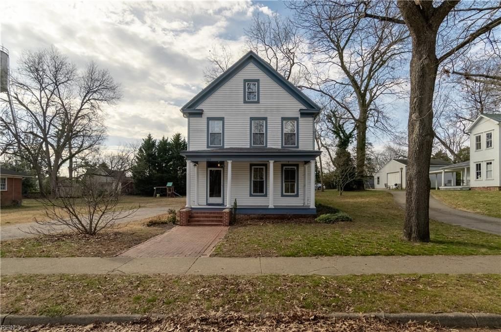 Photo of 227 James Street, Smithfield, VA 23430 (MLS # 10617800)