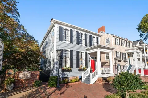 412 Washington Street, Portsmouth, VA 23704 - #: 10571633
