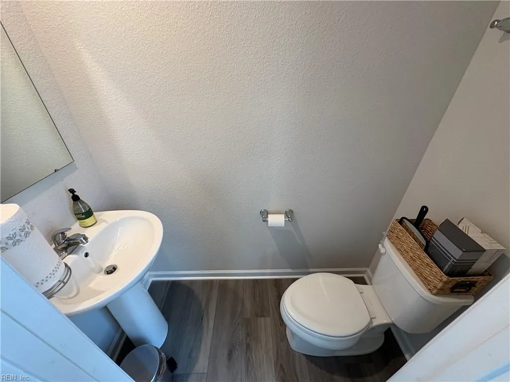 Suffolk, Virginia 23434, United States, 3 Bedrooms Bedrooms, ,3 BathroomsBathrooms,Residential,Active,203298