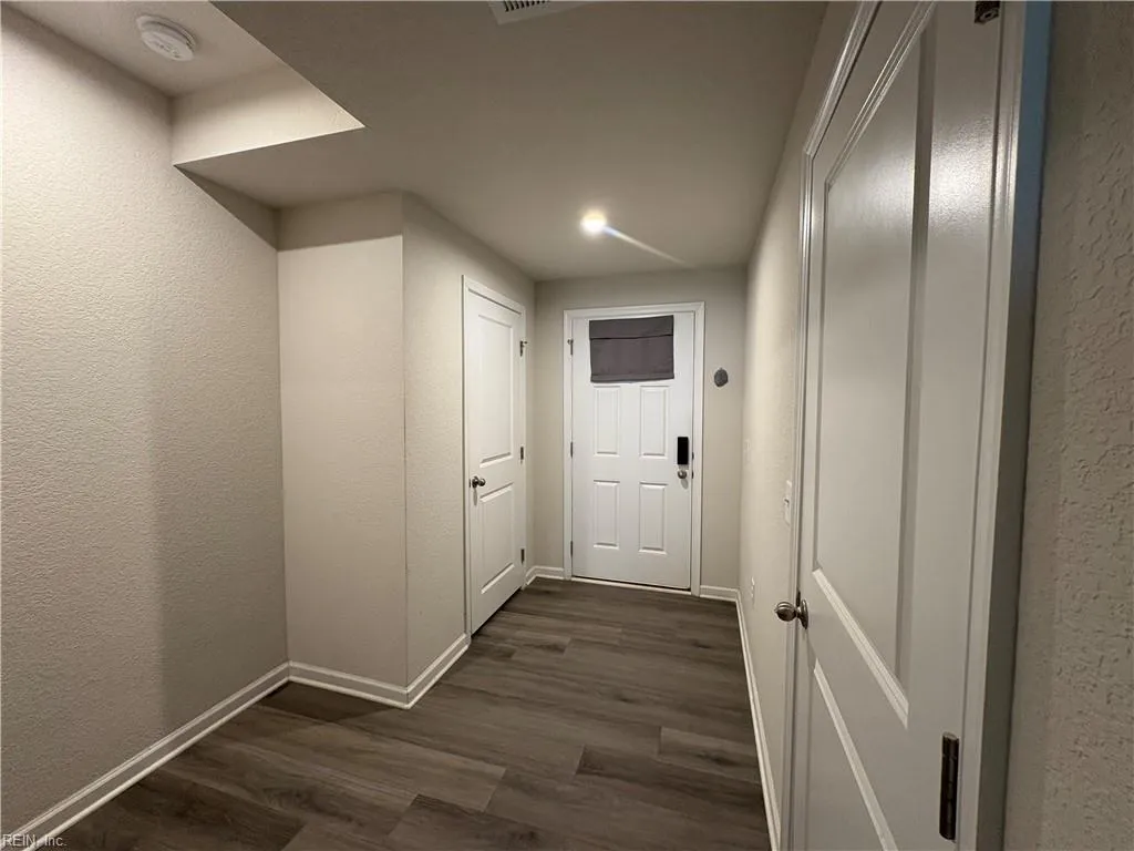 Suffolk, Virginia 23434, United States, 3 Bedrooms Bedrooms, ,3 BathroomsBathrooms,Residential,Active,203298