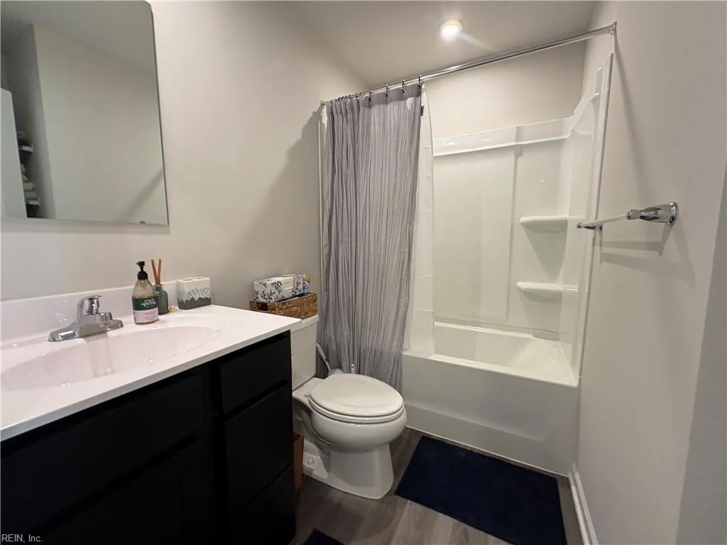 Suffolk, Virginia 23434, United States, 3 Bedrooms Bedrooms, ,3 BathroomsBathrooms,Residential,Active,203298