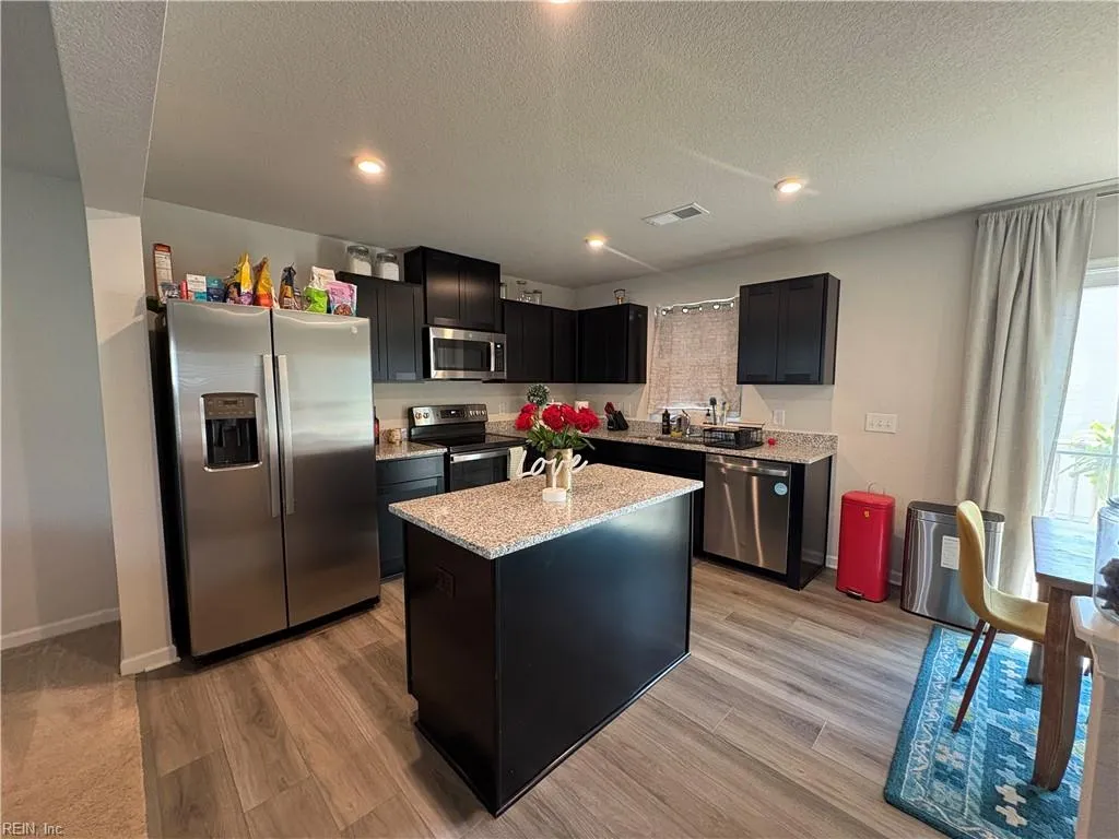 Suffolk, Virginia 23434, United States, 3 Bedrooms Bedrooms, ,3 BathroomsBathrooms,Residential,Active,203298