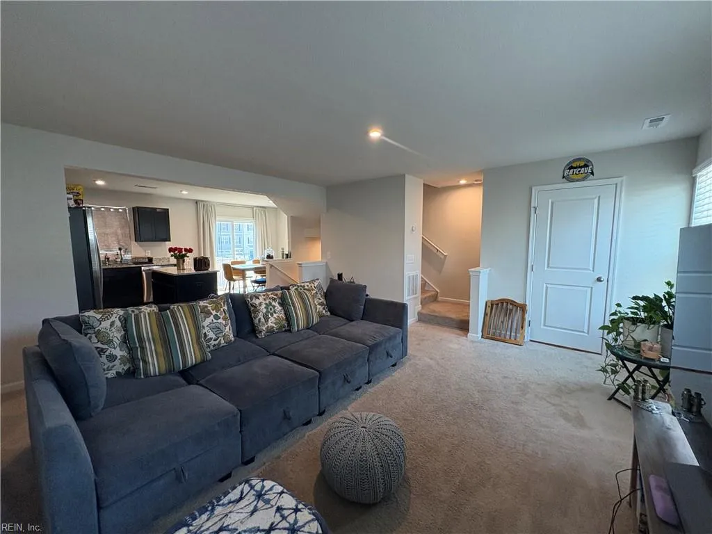 Suffolk, Virginia 23434, United States, 3 Bedrooms Bedrooms, ,3 BathroomsBathrooms,Residential,Active,203298