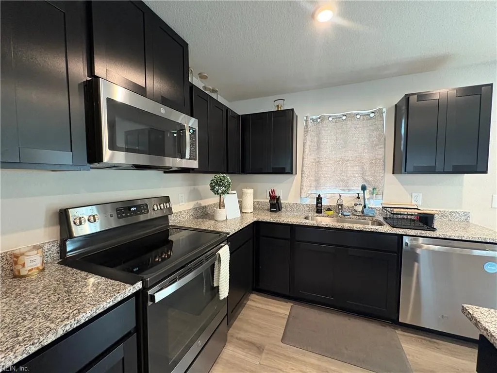 Suffolk, Virginia 23434, United States, 3 Bedrooms Bedrooms, ,3 BathroomsBathrooms,Residential,Active,203298