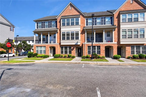 Photo of 87 Zenith Loop, Newport News, VA 23601 (MLS # 10653168)