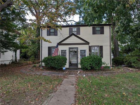 Photo of 1633 Rolfe Place, Newport News, VA 23607 (MLS # 10605338)