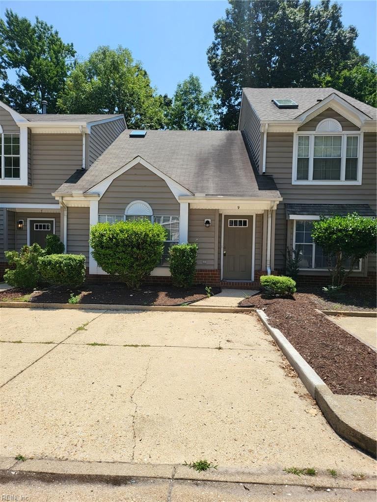 Photo of 9 Madrone Place, Hampton, VA 23666 (MLS # 10649209)