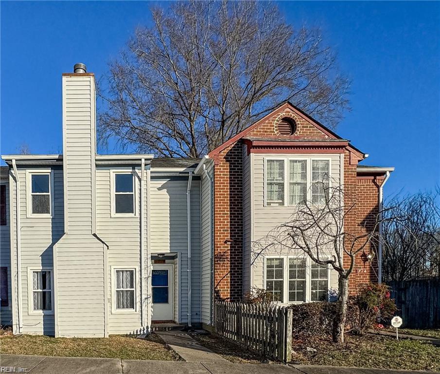 Photo of 716 Glenshire Drive DR, Virginia Beach, VA 23462 (MLS # 10652050)